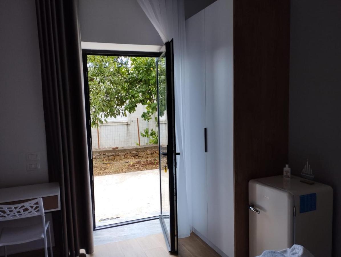 Comfort Guest Rooms Vila Hm Σαράντα Εξωτερικό φωτογραφία