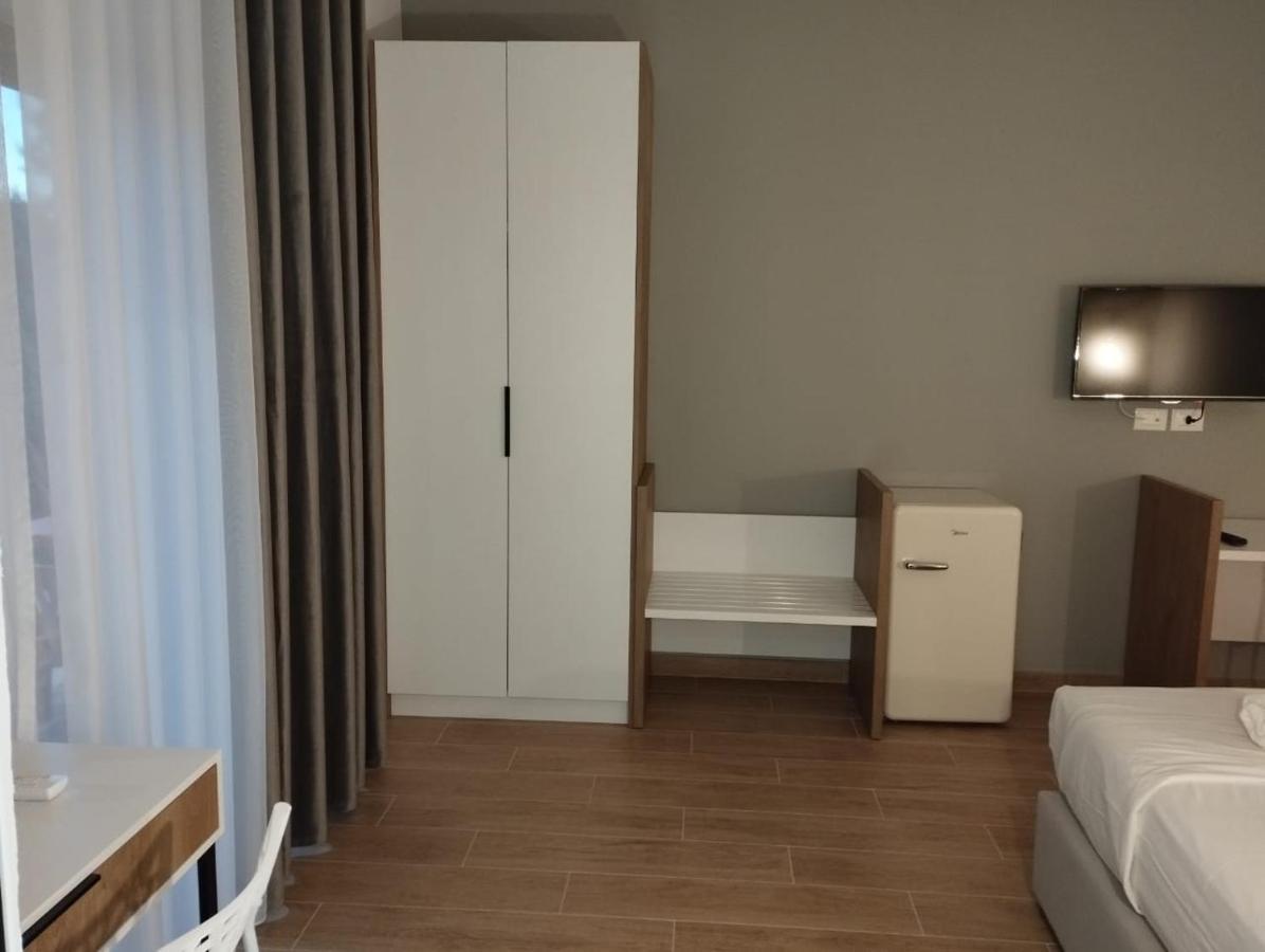 Comfort Guest Rooms Vila Hm Σαράντα Εξωτερικό φωτογραφία