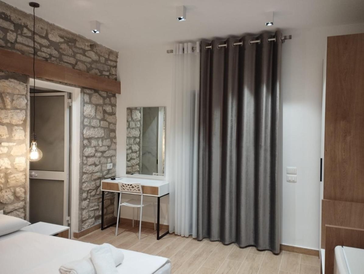 Comfort Guest Rooms Vila Hm Σαράντα Εξωτερικό φωτογραφία