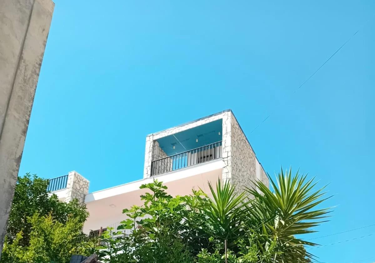 Comfort Guest Rooms Vila Hm Σαράντα Εξωτερικό φωτογραφία