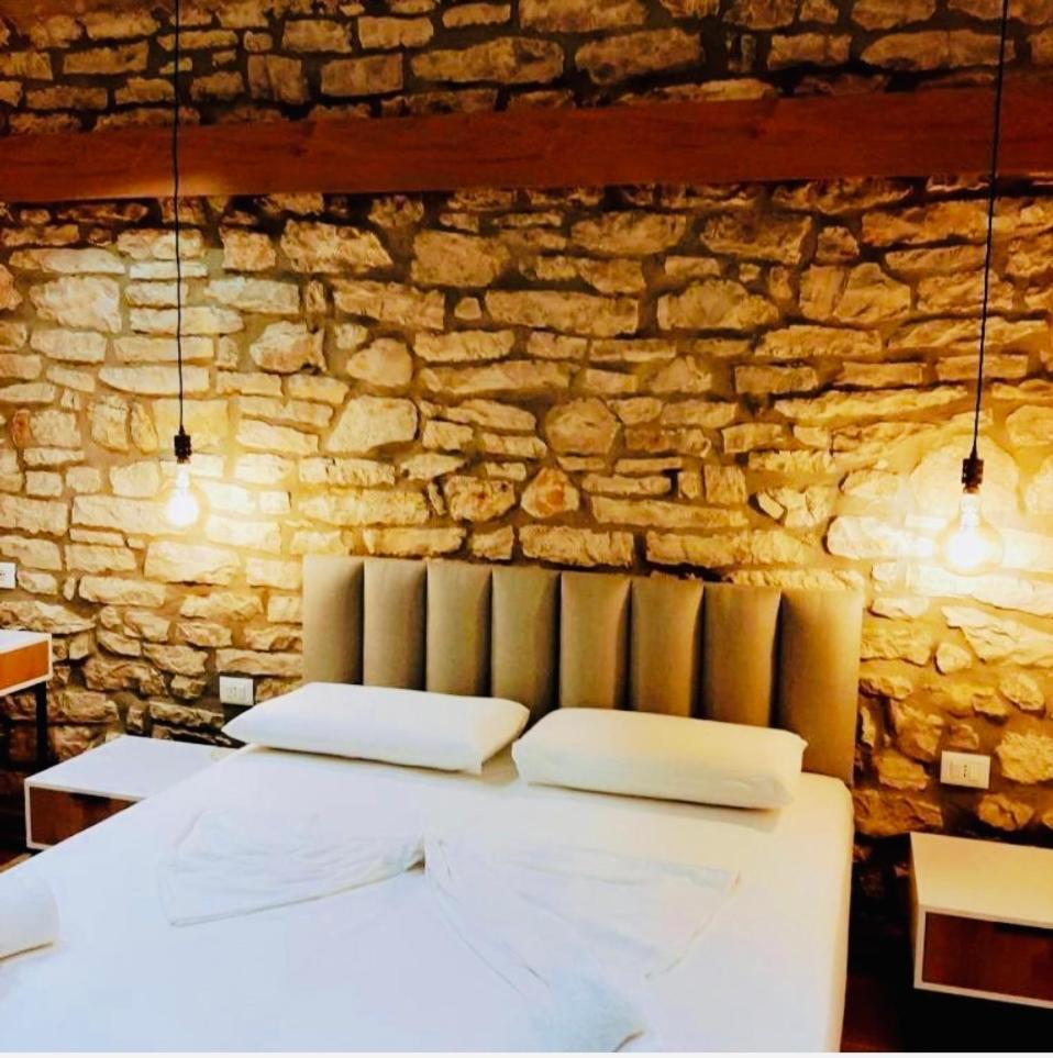Comfort Guest Rooms Vila Hm Σαράντα Εξωτερικό φωτογραφία