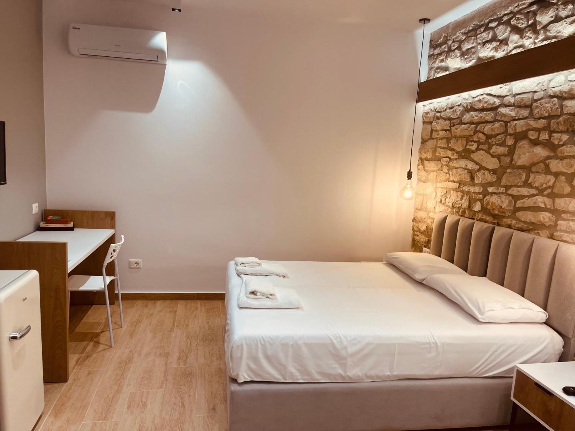 Comfort Guest Rooms Vila Hm Σαράντα Εξωτερικό φωτογραφία