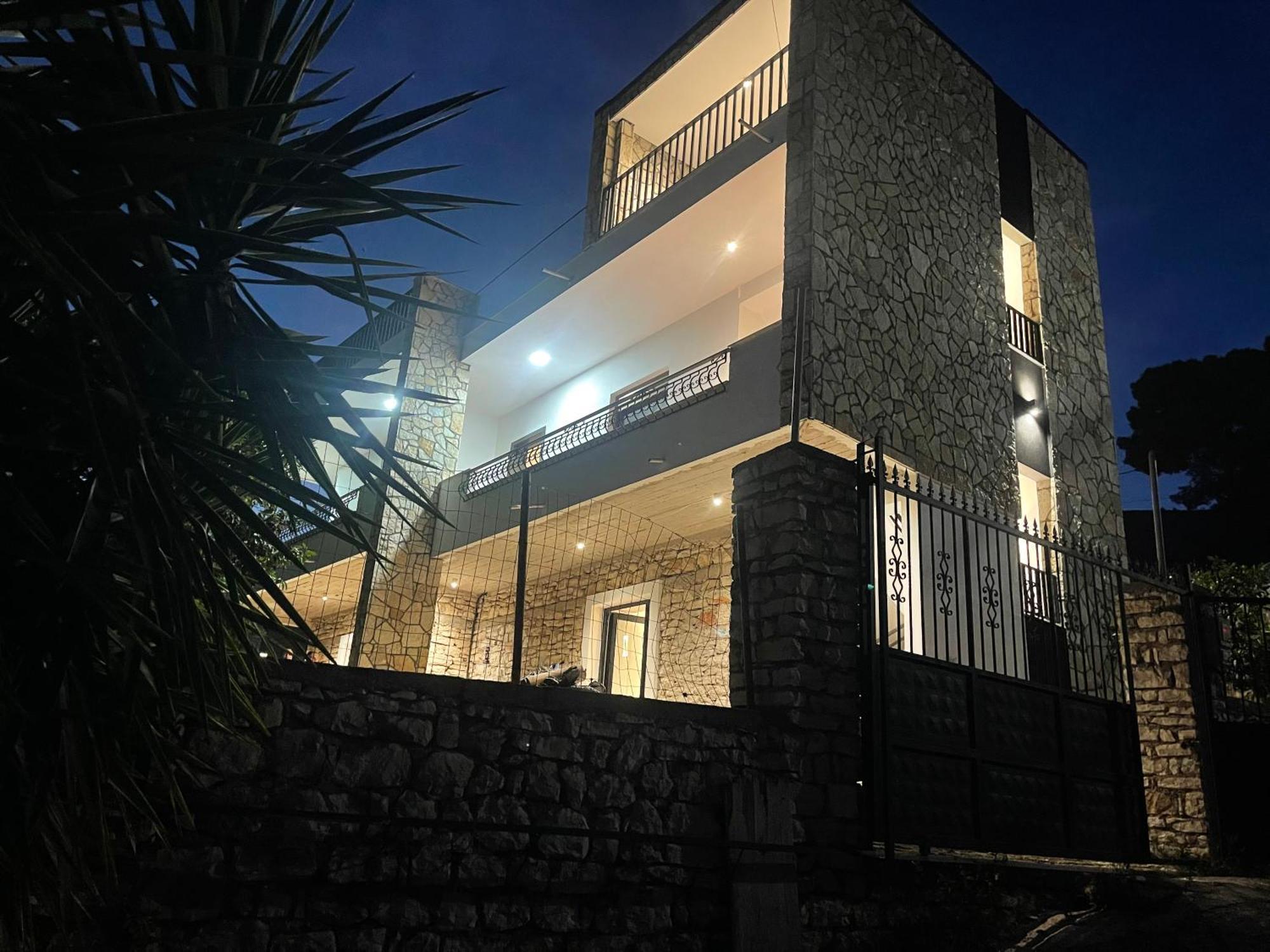 Comfort Guest Rooms Vila Hm Σαράντα Εξωτερικό φωτογραφία