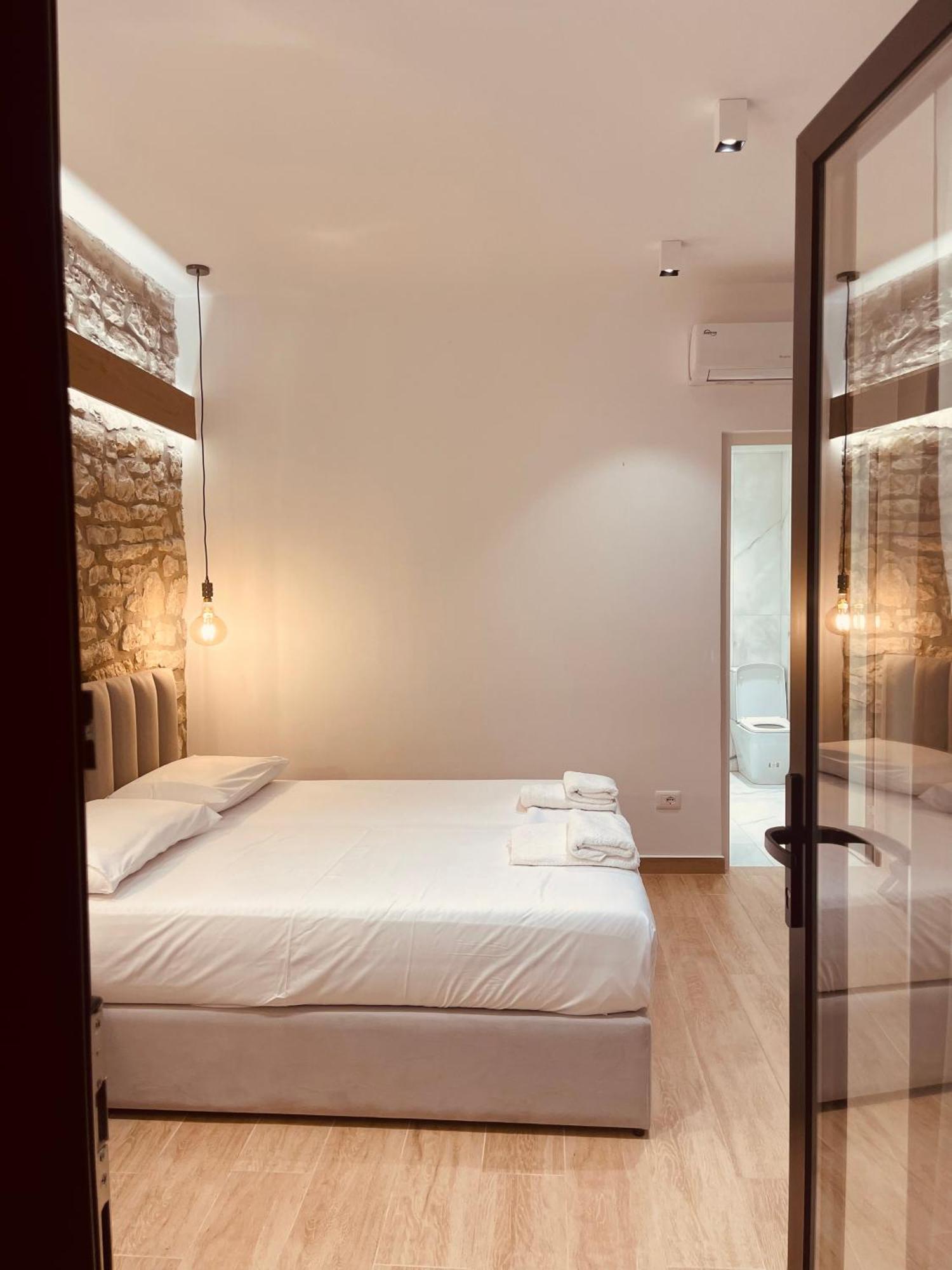 Comfort Guest Rooms Vila Hm Σαράντα Εξωτερικό φωτογραφία