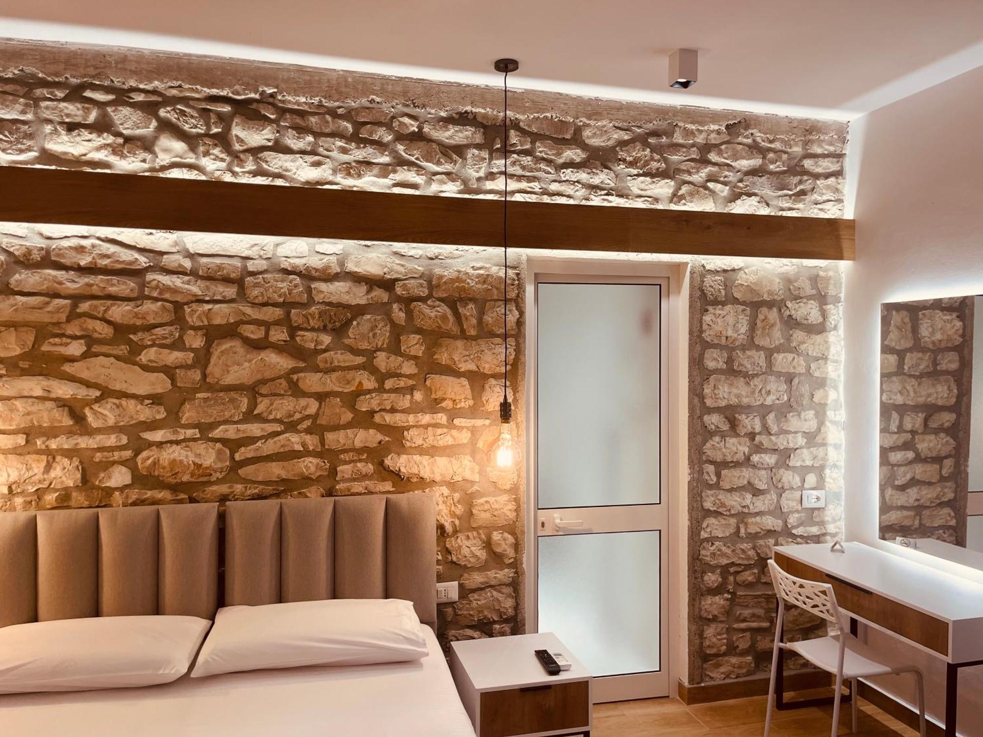 Comfort Guest Rooms Vila Hm Σαράντα Εξωτερικό φωτογραφία